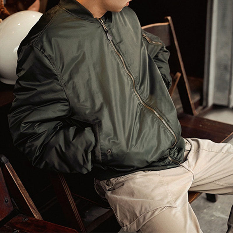 Blouson Bomber Essentiel pour un Style Décontracté et Audacieux