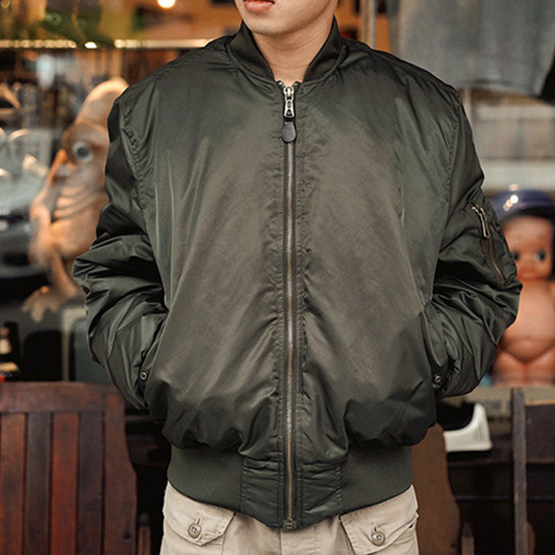 Blouson Bomber Essentiel pour un Style Décontracté et Audacieux
